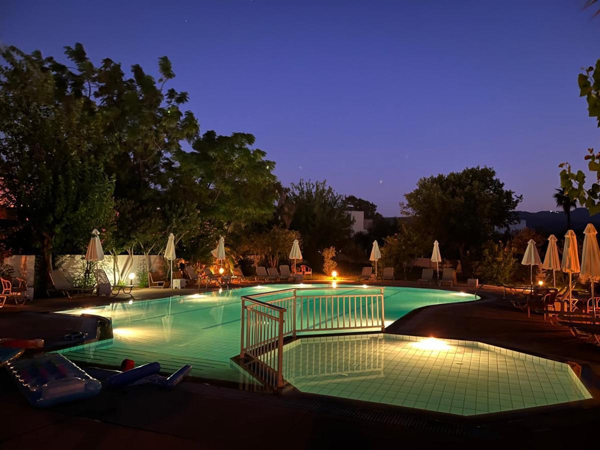 Theodorou Beach Hotel Apartments Psalidi  Zewnętrze zdjęcie