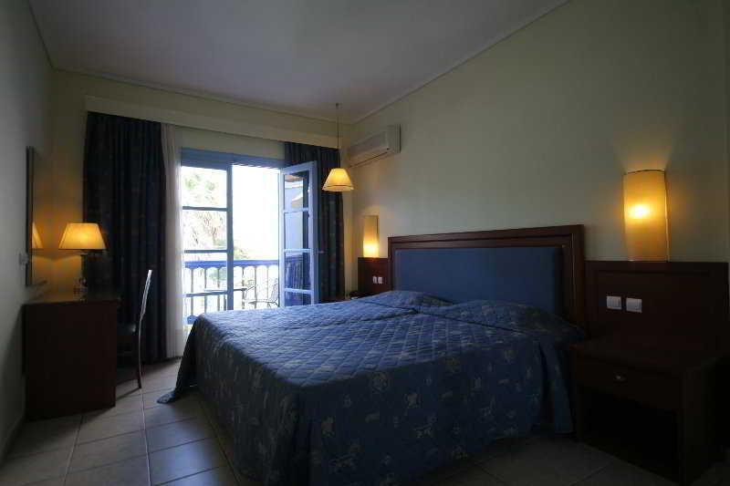 Theodorou Beach Hotel Apartments Psalidi  Zewnętrze zdjęcie
